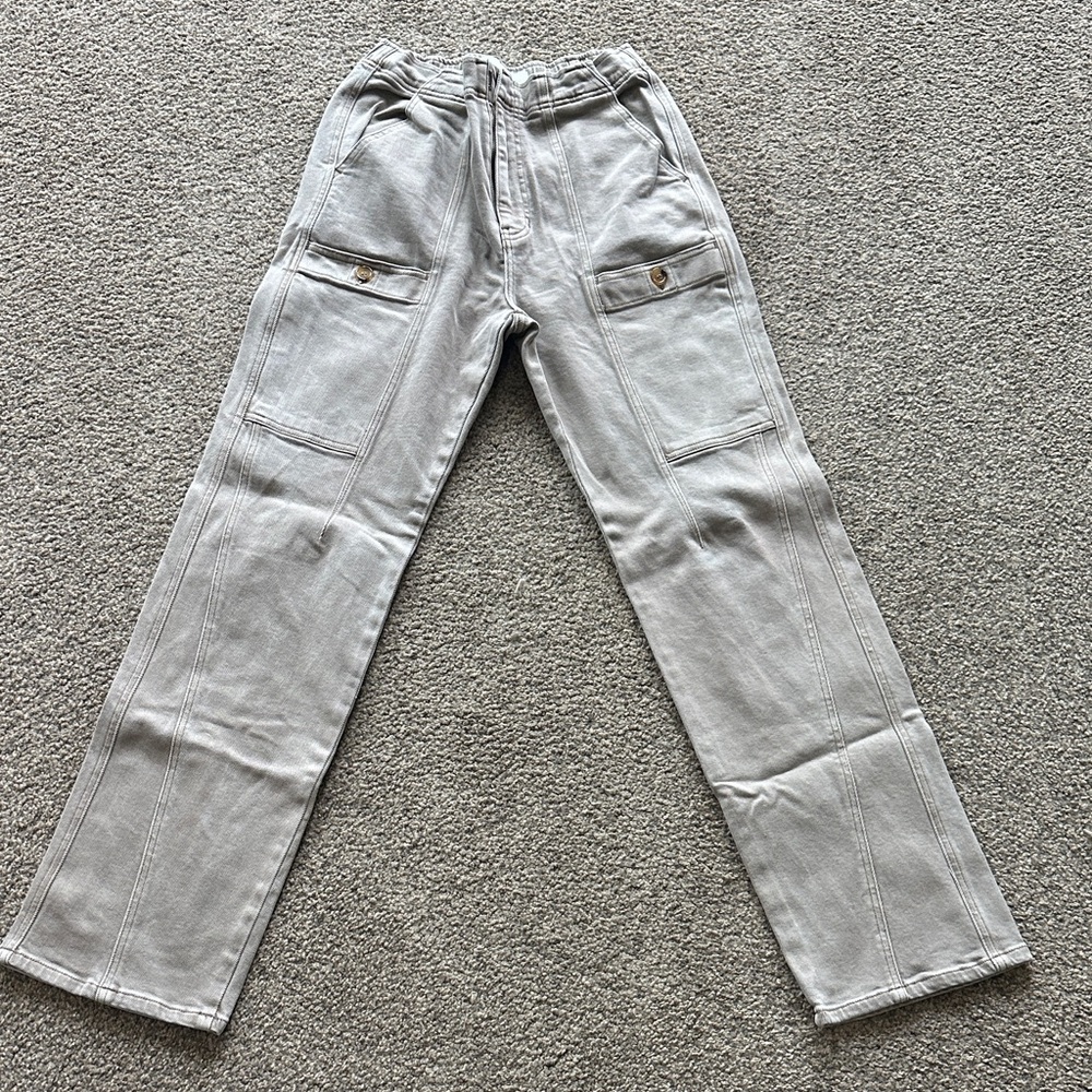 KanCan Light Gray Cargo Pants with Patch Pockets